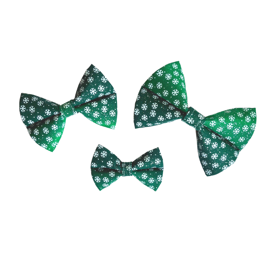 Green Gradient Snowflakes Bow Tie