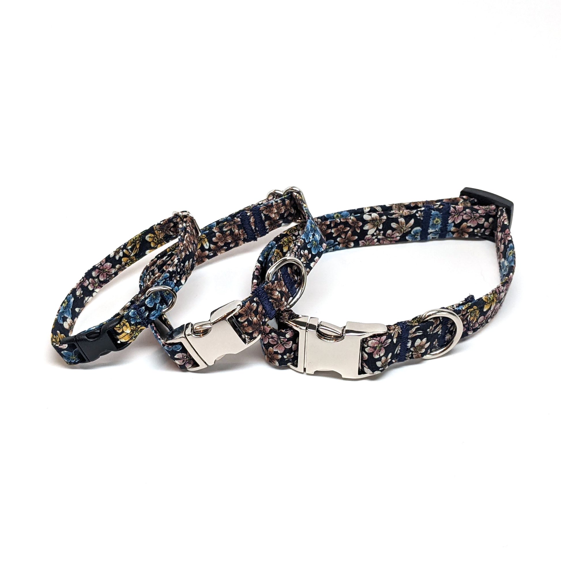 Dog and Cat Indigo Floral Collar - Whiskerful 1